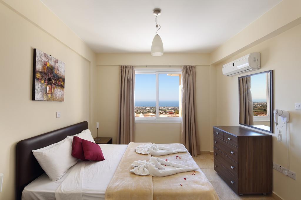 Club St. George (Adults Only) Aparthotel Trimitusa Buitenkant foto